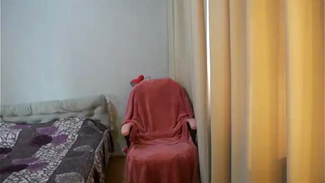 Sophiloren online show from 9, 2, 2026