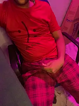 Snapshot of Vampiredaddy_ chatting on 27, 10, 2025 Vampiredaddy  online show from 27, 10, 2025