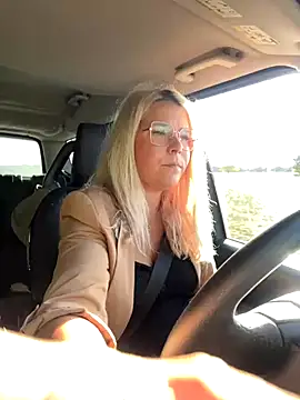 EmyLana online show from 11, 10, 2025