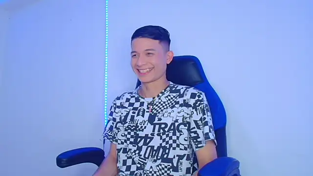 Snapshot of bryamer_19 chatting on 6, 2, 2025 bryamer 19 online show from 6, 2, 2025