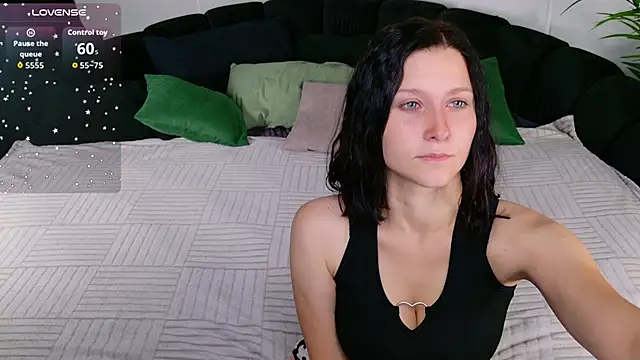 SarahStanley online show from 19, 9, 2025