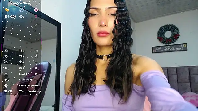 Lanna hott  online show from 10, 2, 2026