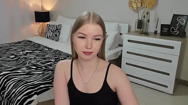 shy  lady online show from 18, 3, 2025