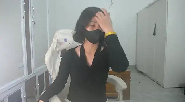 Snapshot of Susu204 chatting on 24, 12, 2024 Susu204 online show from 24, 12, 2024