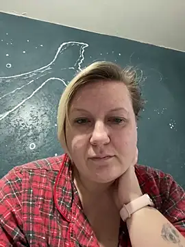 CuteHanna online show from 18, 12, 2025