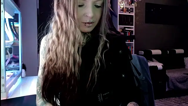 Snapshot of InesGold chatting on 24, 2, 2025 InesGold online show from 24, 2, 2025