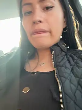 Snapshot of Sara_luna_ chatting on 28, 2, 2025 Sara luna  online show from 28, 2, 2025