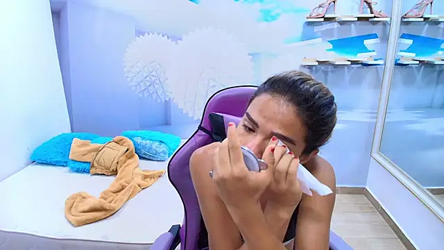 DEMI LEED online show from 8, 4, 2026