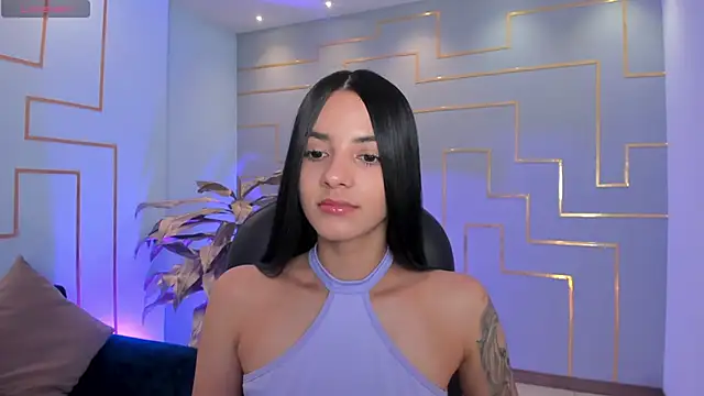 Snapshot of HannahJamesX chatting on 8, 2, 2025 HannahJamesX online show from 8, 2, 2025