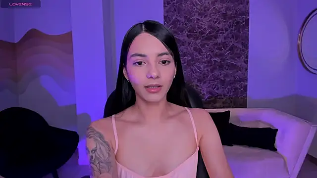 Snapshot of HannahJamesX chatting on 26, 2, 2025 HannahJamesX online show from 26, 2, 2025