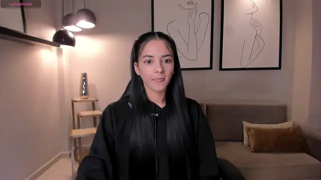 Snapshot of HannahJamesX chatting on 3, 3, 2025 HannahJamesX online show from 3, 3, 2025