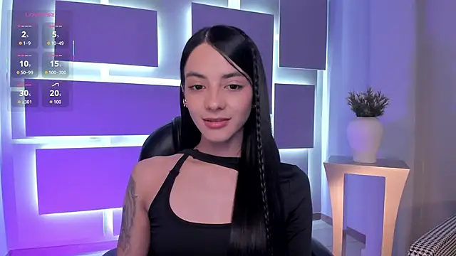 Snapshot of HannahJamesX chatting on 23, 9, 2025 HannahJamesX online show from 23, 9, 2025