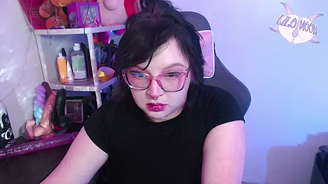 Snapshot of LiloMoon69 chatting on 19, 1, 2025 LiloMoon69 online show from 19, 1, 2025