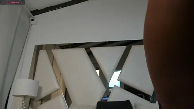 Snapshot of OliviaBurning chatting on 12, 2, 2026 OliviaBurning online show from 12, 2, 2026