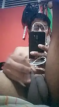 Snapshot of VL25DN26 chatting on 27, 2, 2025 VL25DN26 online show from 27, 2, 2025