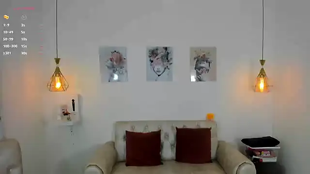 Snapshot of Amelia_jacksonn chatting on 10, 12, 2024 Amelia jacksonn online show from 10, 12, 2024