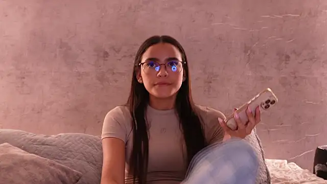 Nicky and Blake online show from 4, 3, 2026