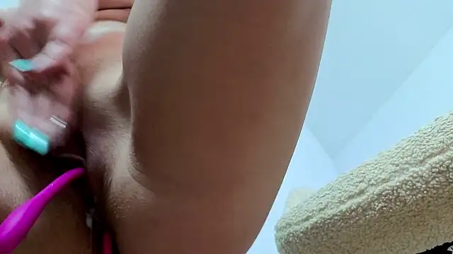 Jullyenn3 online show from 8, 11, 2025