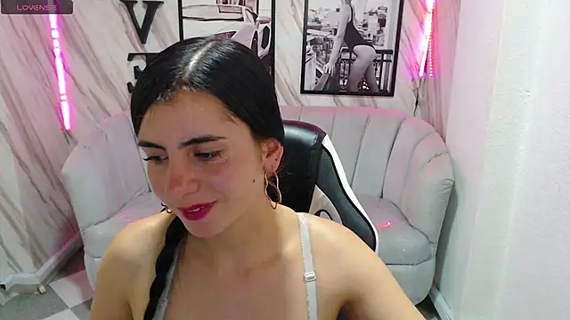 Snapshot of _samantha_b chatting on 26, 12, 2024 samantha b online show from 26, 12, 2024