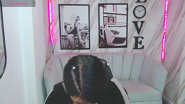 Snapshot of _samantha_b chatting on 12, 3, 2025 samantha b online show from 12, 3, 2025