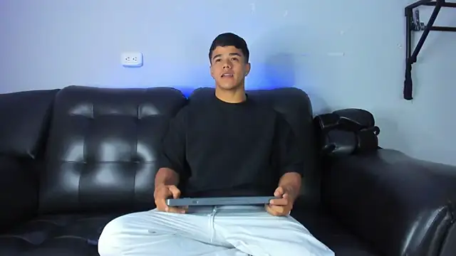 Snapshot of Rob_saenz_ chatting on 6, 2, 2025 Rob saenz online show from 6, 2, 2025