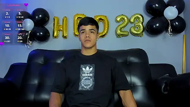 Snapshot of Rob_saenz_ chatting on 11, 9, 2025 Rob saenz online show from 11, 9, 2025