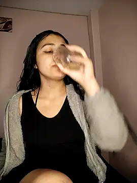 Nahiara velez online show from 14, 3, 2025