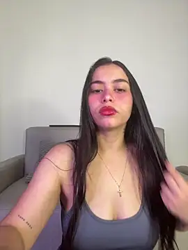 SophieRoyals online show from 3, 8, 2026