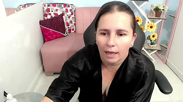 victoria jones online show from 24, 9, 2025