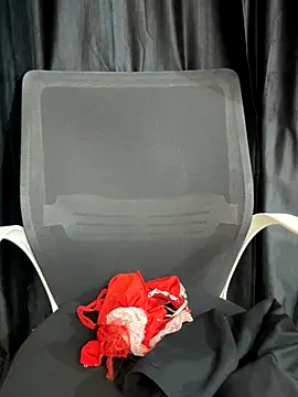 Snapshot of Diya_Chopra chatting on 13, 11, 2025 Diya Chopra online show from 13, 11, 2025