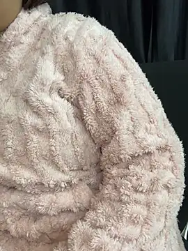 Snapshot of Diya_Chopra chatting on 1, 12, 2025 Diya Chopra online show from 1, 12, 2025