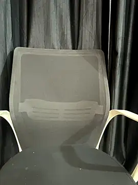 Snapshot of Diya_Chopra chatting on 21, 12, 2025 Diya Chopra online show from 21, 12, 2025