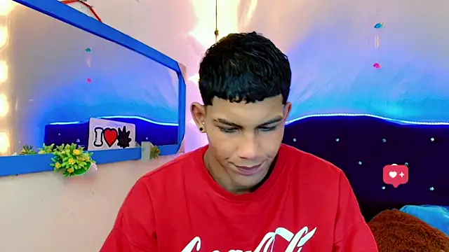 Snapshot of Damian_latinxxx chatting on 9, 2, 2025 Damian latinxxx online show from 9, 2, 2025