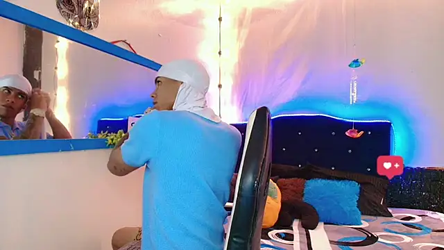 Snapshot of Damian_latinxxx chatting on 11, 2, 2025 Damian latinxxx online show from 11, 2, 2025