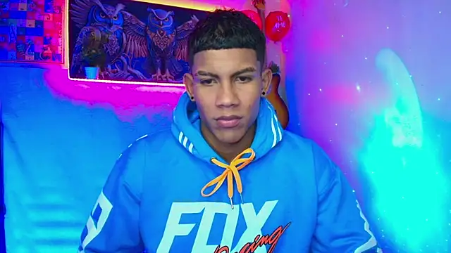 Snapshot of Damian_latinxxx chatting on 16, 2, 2025 Damian latinxxx online show from 16, 2, 2025