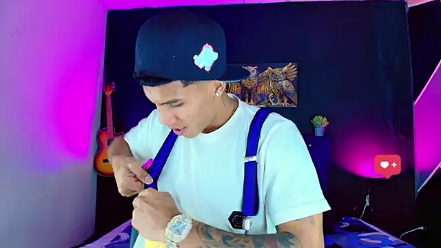 Snapshot of Damian_latinxxx chatting on 26, 2, 2025 Damian latinxxx online show from 26, 2, 2025