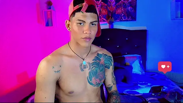 Snapshot of Damian_latinxxx chatting on 7, 3, 2025 Damian latinxxx online show from 7, 3, 2025
