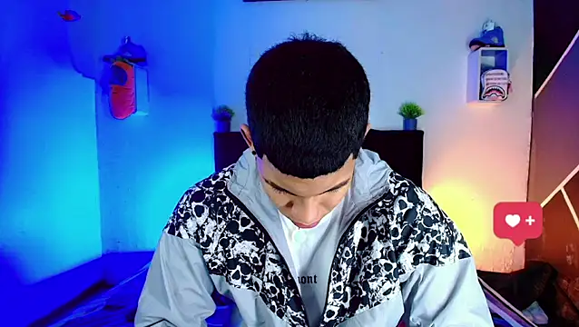 Snapshot of Damian_latinxxx chatting on 12, 3, 2025 Damian latinxxx online show from 12, 3, 2025