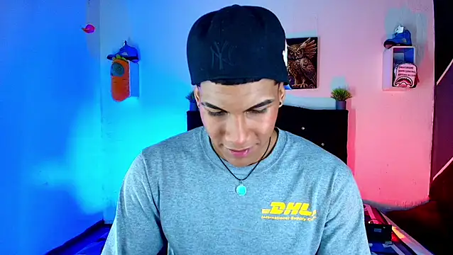 Snapshot of Damian_latinxxx chatting on 13, 3, 2025 Damian latinxxx online show from 13, 3, 2025