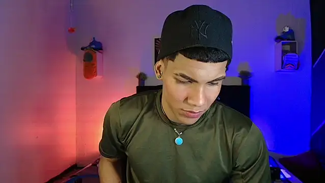 Snapshot of Damian_latinxxx chatting on 14, 3, 2025 Damian latinxxx online show from 14, 3, 2025