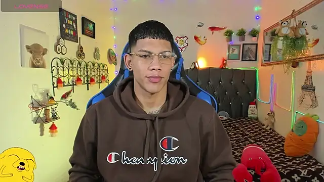 Snapshot of Damian_latinxxx chatting on 8, 1, 2026 Damian latinxxx online show from 8, 1, 2026