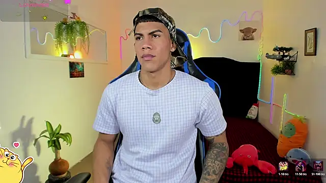 Snapshot of Damian_latinxxx chatting on 20, 2, 2026 Damian latinxxx online show from 20, 2, 2026