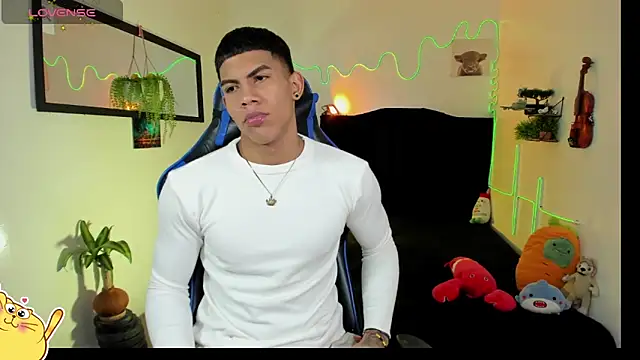 Snapshot of Damian_latinxxx chatting on 25, 2, 2026 Damian latinxxx online show from 25, 2, 2026