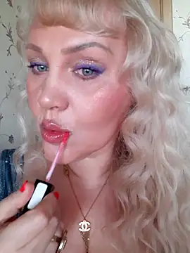 IsabellaBoni online show from 23, 3, 2026