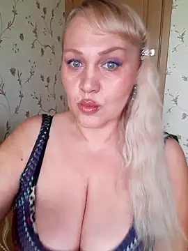 IsabellaBoni online show from 29, 4, 2026