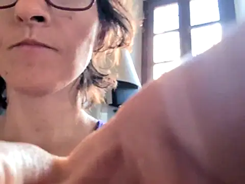 Snapshot of Milky_hairy_mommy chatting on 23, 6, 2026 Milky hairy mommy online show from 23, 6, 2026