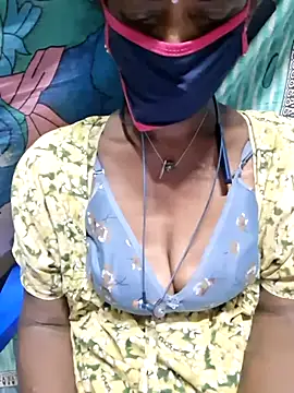 Snapshot of Tamil--Rani chatting on 13, 10, 2025 Tamil--Rani online show from 13, 10, 2025