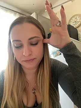 Snapshot of OlgaBuzzz chatting on 4, 3, 2025 OlgaBuzzz online show from 4, 3, 2025