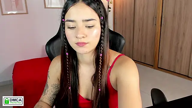 Snapshot of Veronica_isaza__ chatting on 28, 7, 2026 Veronica isaza online show from 28, 7, 2026