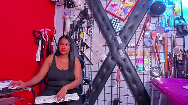 Madame pain  online show from 21, 2, 2025